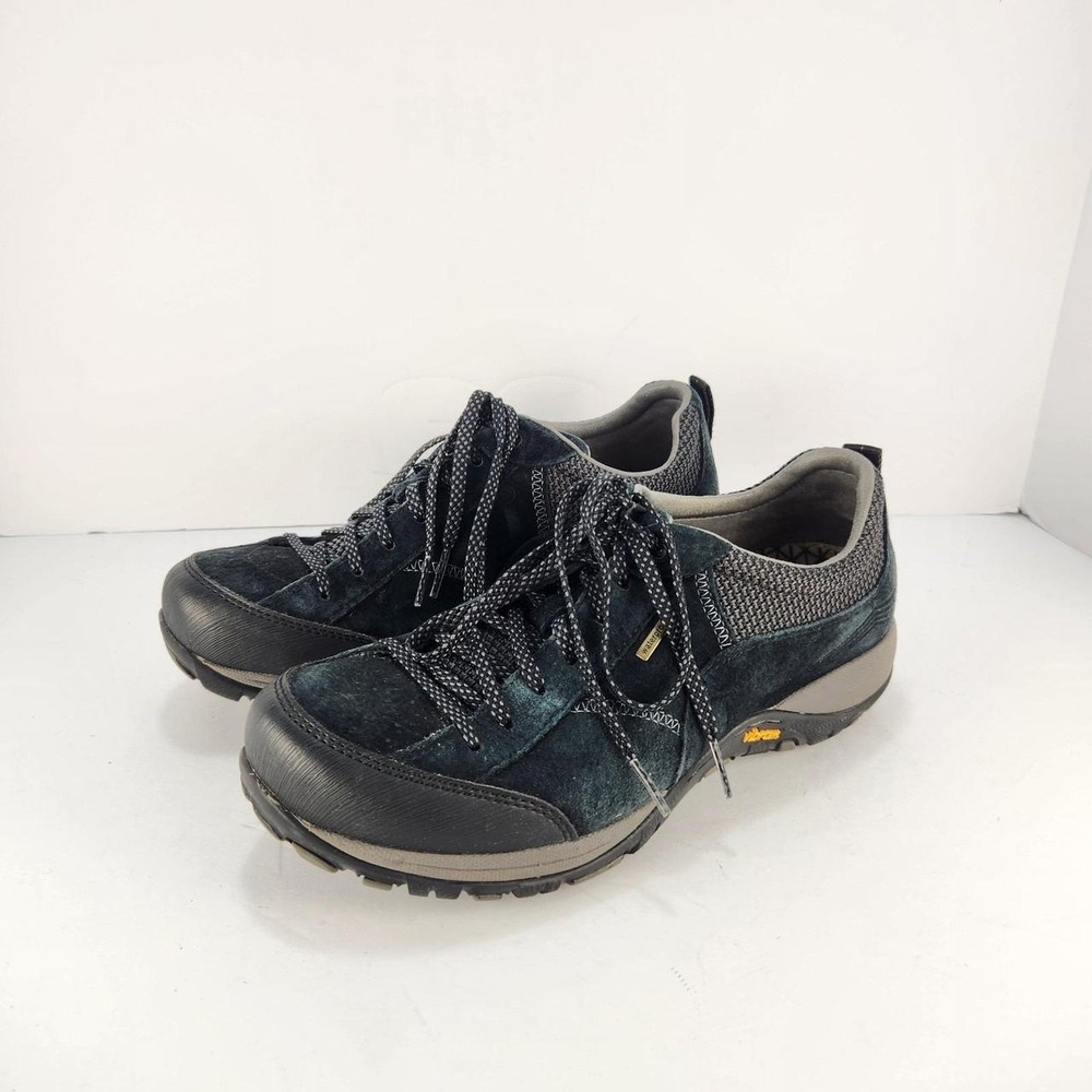 Dansko Paisley Women's 39W US 8.5-9 Wide Waterproof Suede Vibram Sneakers Black